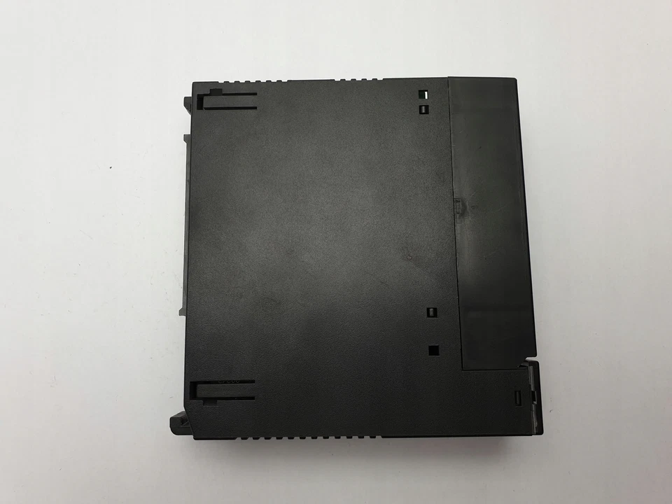 GE FANUC 90-30 CPU 331 IC693CPU331H - Photo 4/4