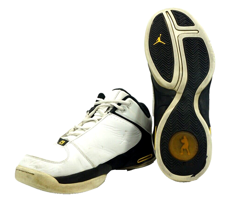 - Jordan Team Strong Low White Black Maize. Size 10.5 - Picture 10 of 16