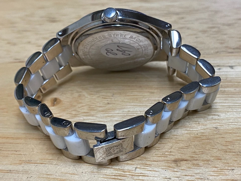 Reloj Anne Klein 10/9119 Dama 30m Cerámica Plata MOP Analógico Cuarzo ~ Batería Nueva Foto 4 de 4