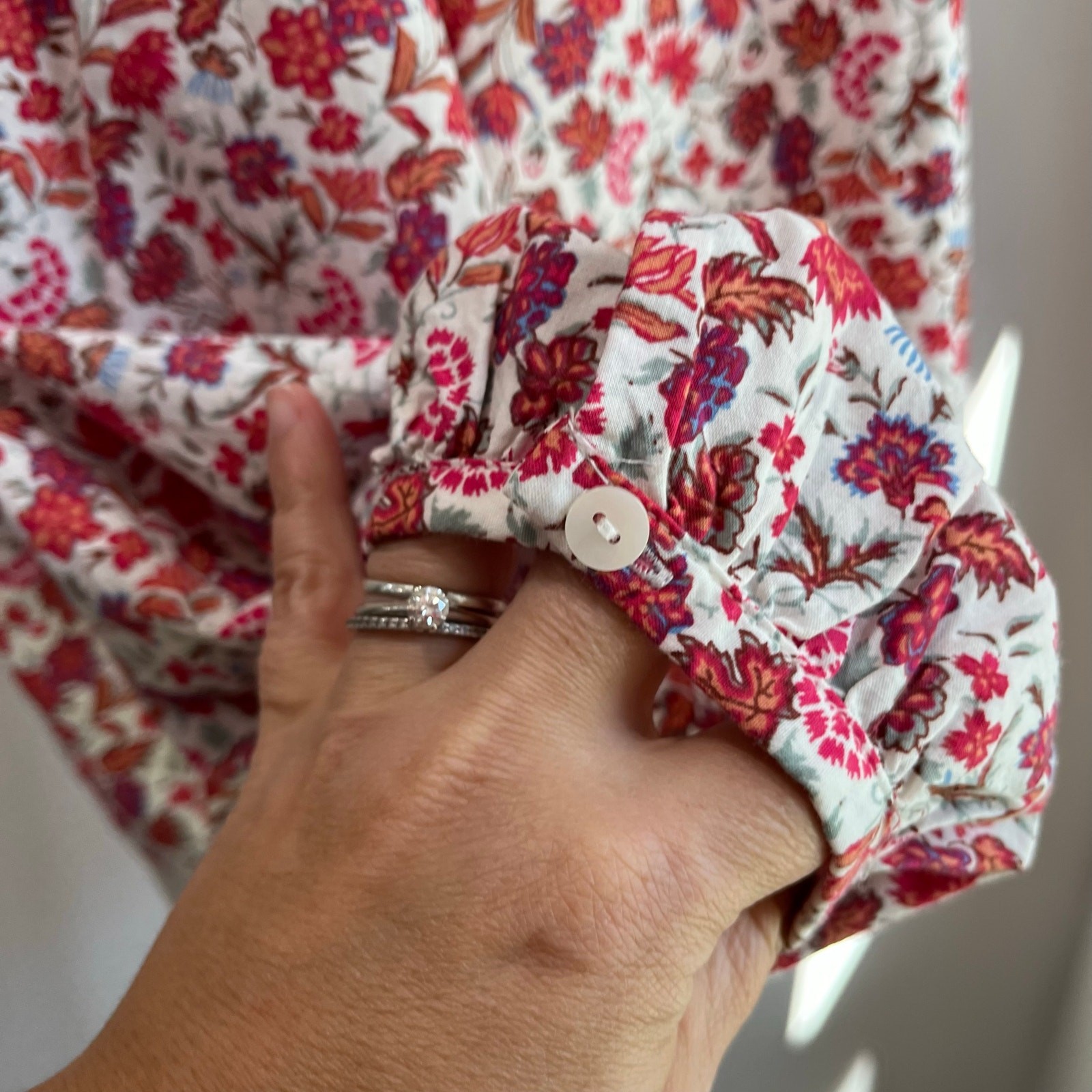 Universal Thread Red Ditzy Boho Peasant Floral Bl… - image 7