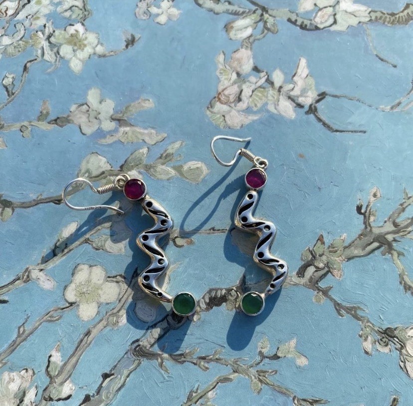 Handcrafted Silver Dangle Earrings Asymmetrical E… - image 3