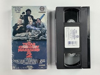 VHS — THE TEXAS CHAINSAW MASSACRE PART 2 — In MEDIA Shrink