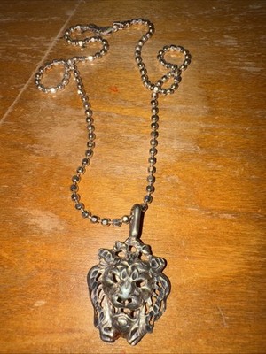 Silver Lion Head Pendant With Silver Chain