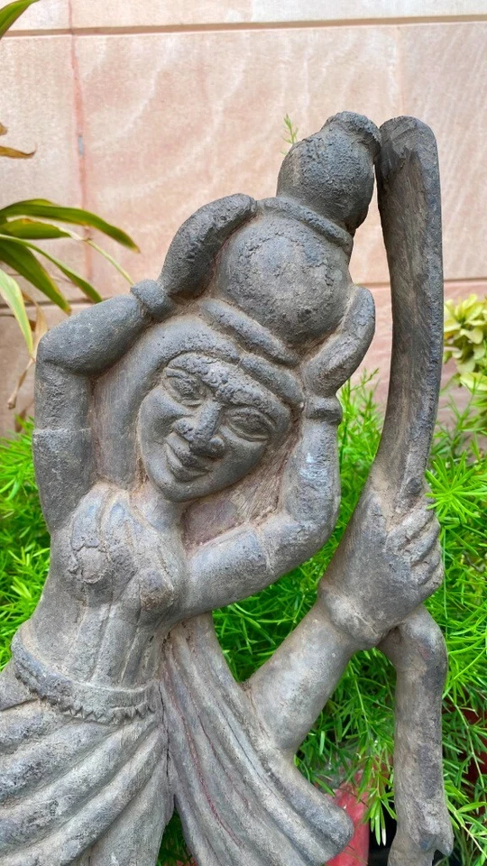 Figura de panel de diosa hindú tallada a mano antigua de madera 17 Foto 2 de 4