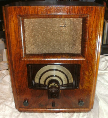 Seibt Roland 33L in Wood, Tube Radio Rarity, Original Condition