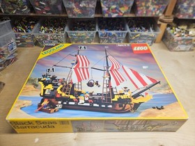 LEGO Pirates: Black Seas Barracuda (6285) 100% Complete With Box