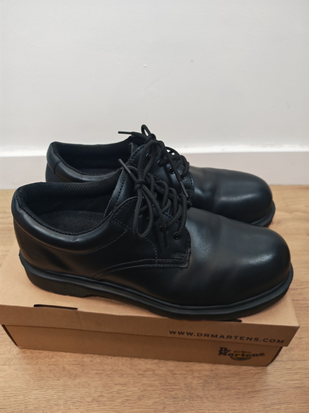 Dr. Martens 2216 PW Black Fine Haircell Leather Steel Toe Cap Safety Shoes UK 10 image 4