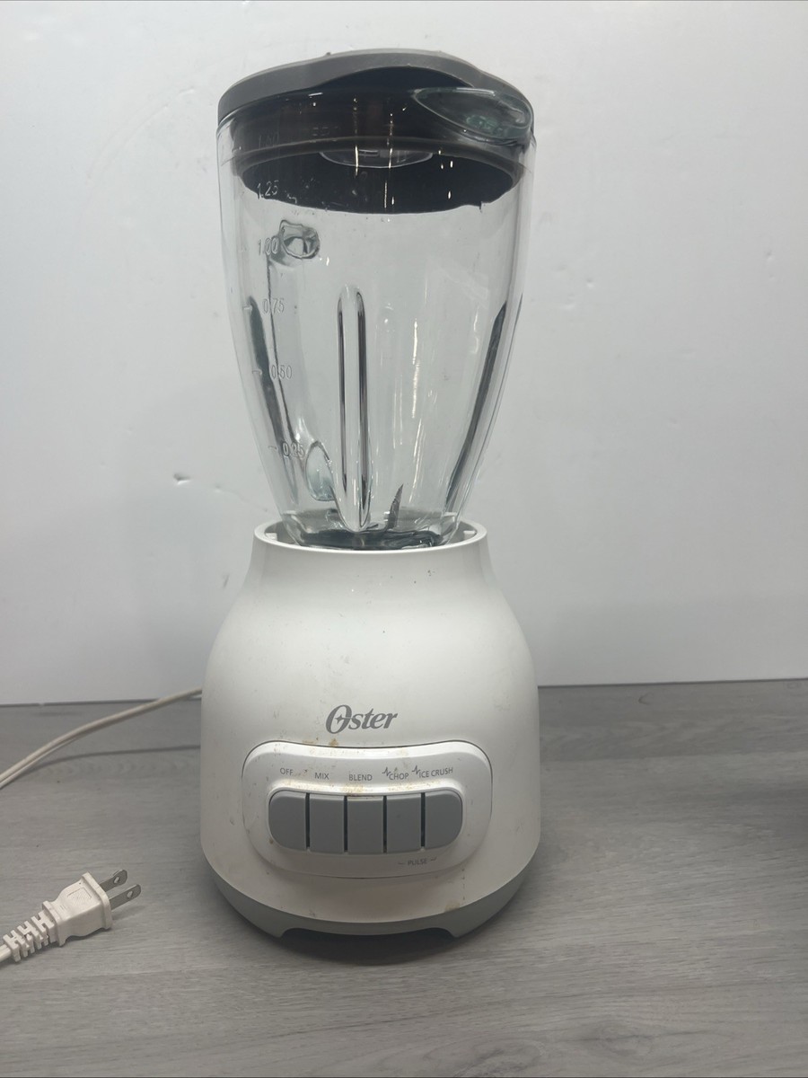 Oster BLSTBC 6-Cup Blender Heavy Glass Blender White Tested
