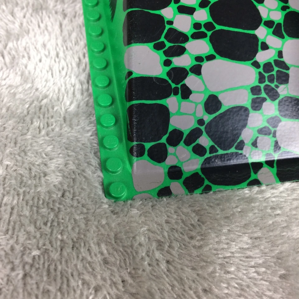 Vtg LEGO Green Raised Landscape Baseplate 6081 Kings Mountain Fortress 2552 — 第 2/4 张图片