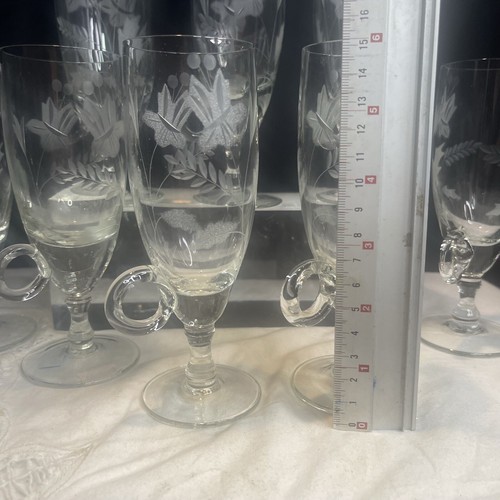 Vintage Etched Glasses With Handles 1950s Finger Handle Wine/Cocktails Lot of 8 - Picture 4 of 10