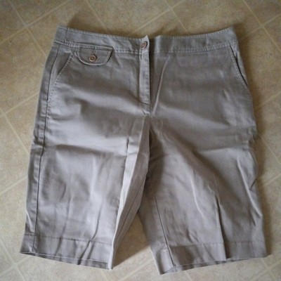 Talbots Women's Shorts Size 10P Flat 