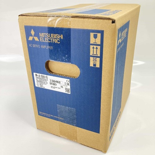1PZ Nuovo Mitsubishi MR-J4-350A4-RJ Servoazionamento MRJ4350A4RJ Spedizione Celere - Foto 1 di 1