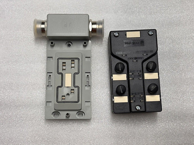 ---SPECIAL OFFER--- NEW Allen-Bradley 1792D-4BVT4D SER.B With 1792D-CB18JP SER.B