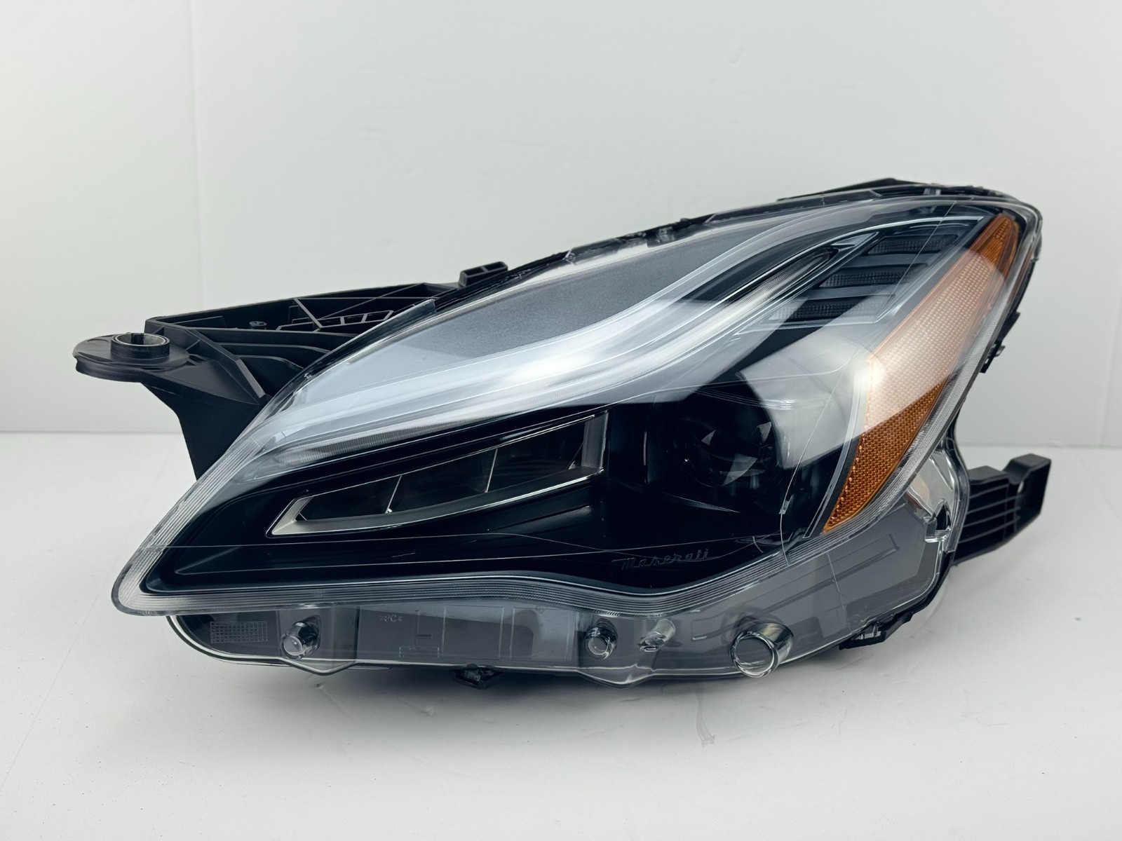 Perfect! 2018-2024 Maserati Quattroporte Black LED Left LH Side Headlight OEM