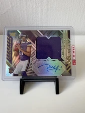 2021 Panini XR - Xcellence Autograph Swatches Kellen Mond #RXA-KMO Gold /75