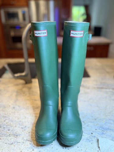 Hunter Boots Unisex Original Tall Gloss Winter Rain Boots Green UK4 5M/6F EU37