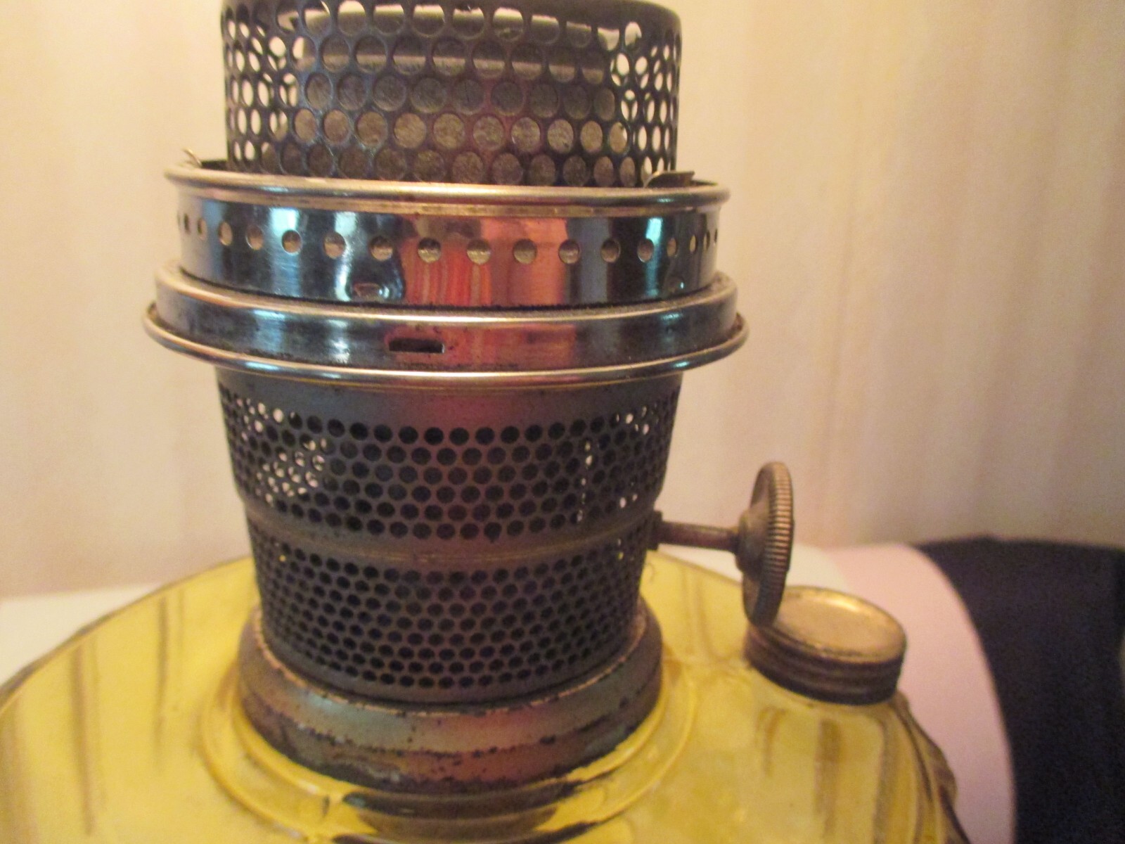 AMBERALADDIN CORINTHIAN OIL LAMP19351936 eBay