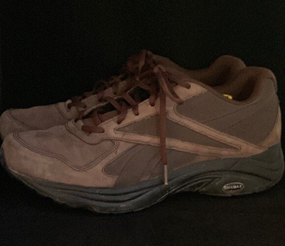 reebok dmx max moving air cushioning