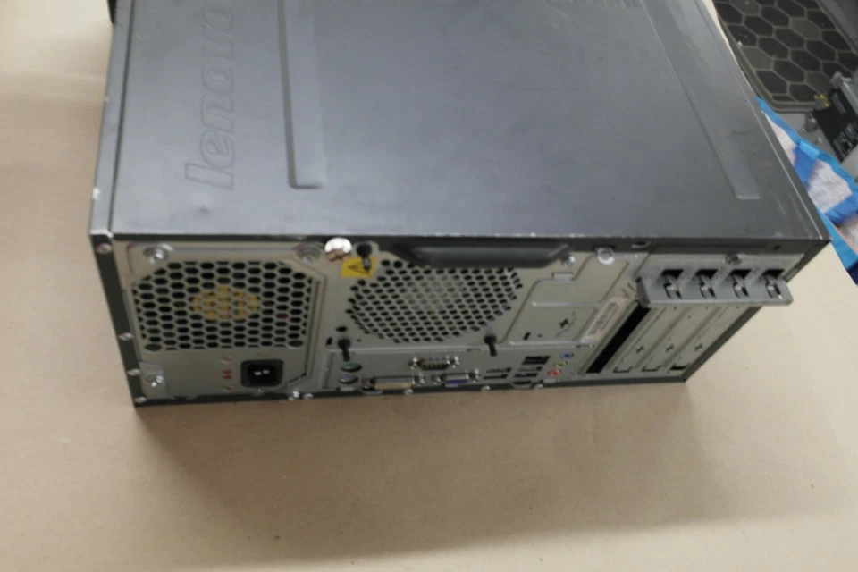 Lenovo ThinkCentre A85 7543 desktop PC DVD 250GB HDD 4GB RAM i3 550 PCI PCI-e - Image 4 of 4