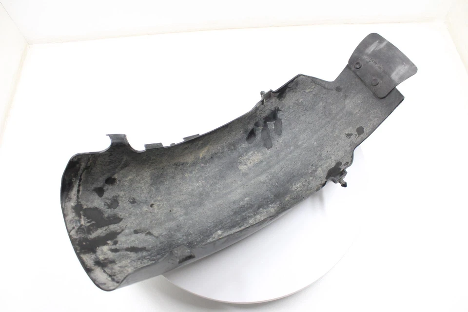 Suzuki GS1100E 1982 negro OEM rueda trasera neumático abrazador guardabarros Foto 4 de 4