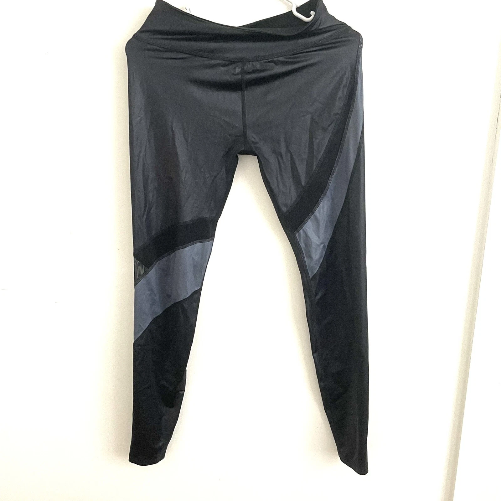 beyond-yoga gloss over waves rocky gloss mesh leggings