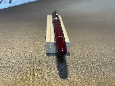 MONTBLANC FOUNTAIN PEN 4810 MEISTERSTUCK 14K-585 VINTAGE RED
