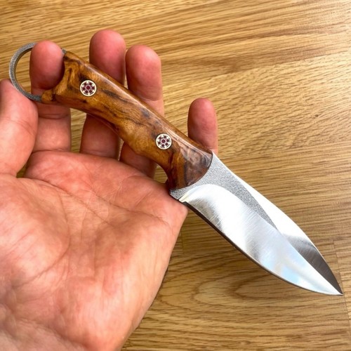 Jagdmesser-Taschenmesser-N690 Stahl ACACIA HOLZ GRIFF Mit Gürtel Tasche