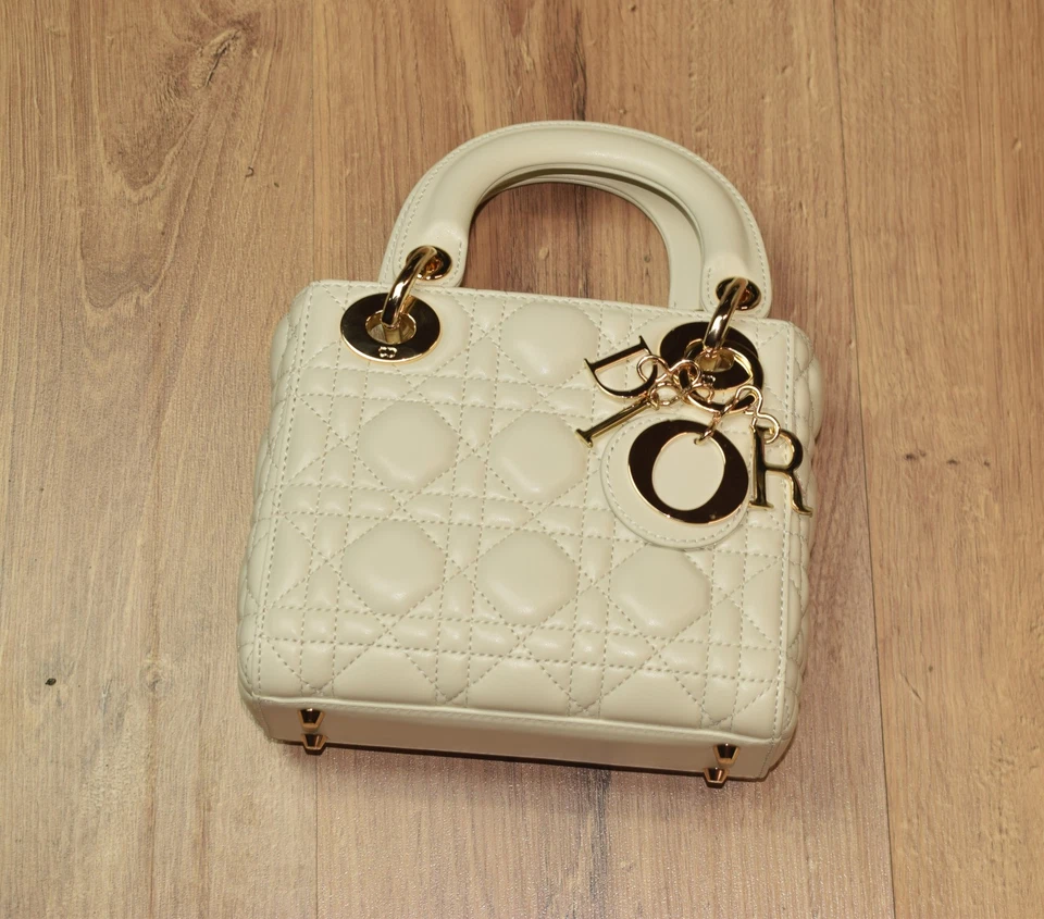 Christian Dior леди Dior белая сумка Cannage лоскутное одеяло из овчины мини - Изображение 2 из 4