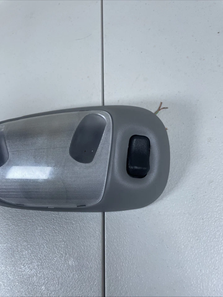 97-04 Ford Super Duty F-150 F-250 F-350 Excursion DomeLight Overhead Gray TESTED - Image 2 of 4