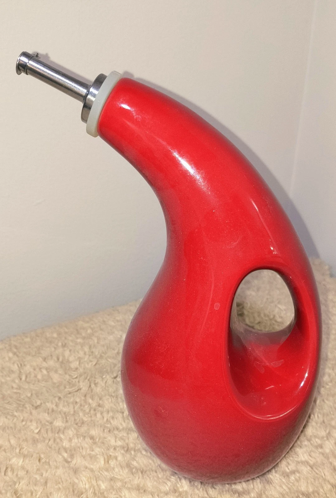NWOT/Unused 24oz. DECO Rachael Ray Red Stoneware EVOO Olive Oil Dispenser Bottle