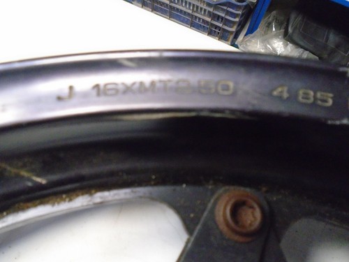 Honda VF1000R VF1000 R front wheel rim vf 1000 sc16 circle - Picture 6 of 6