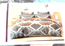 New Sealed Queen Size Fitted Bed Sheets 2 Pillow case 100 Cotton 1200 count