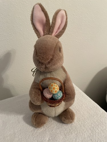 Disney Vintage Classic Pooh Easter Bunny By GUND With Basket Of Eggs Plush 12” - Picture 2 of 12