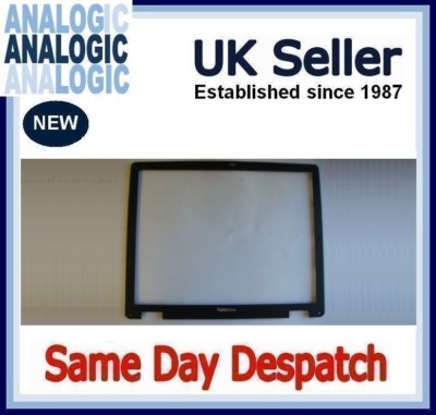 Neu Original Toshiba P000402290 LCD Blende für Satellite A55
