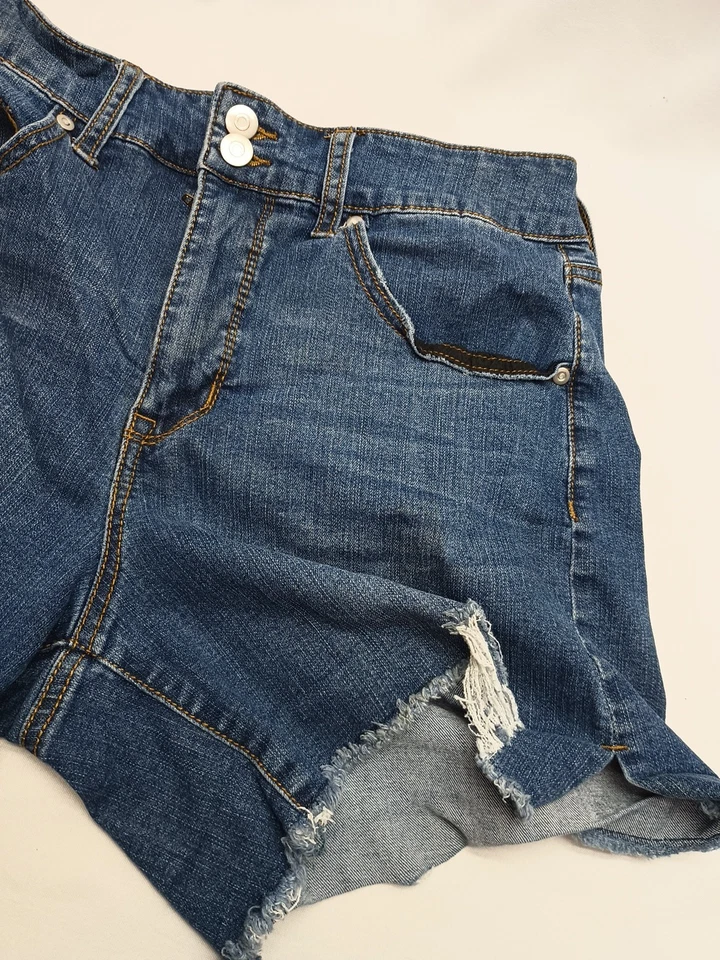 Energie Shorts Womens 11 Juniors Blue Distressed Cut Off Hem - Image 4 of 4