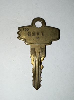 VARIATION LISTING: USED FORT LOCK 750 REPLACEMENT KEY FOR ARCADE MACHINE DOOR