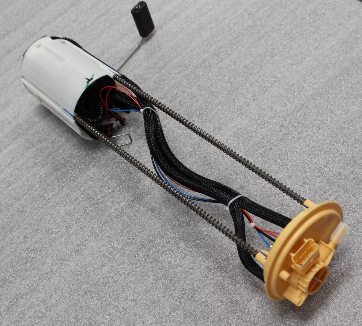 Ferrari 360, F430, Spider, LH, Left, Fuel Pump, New OE Bosch, P/N 239812