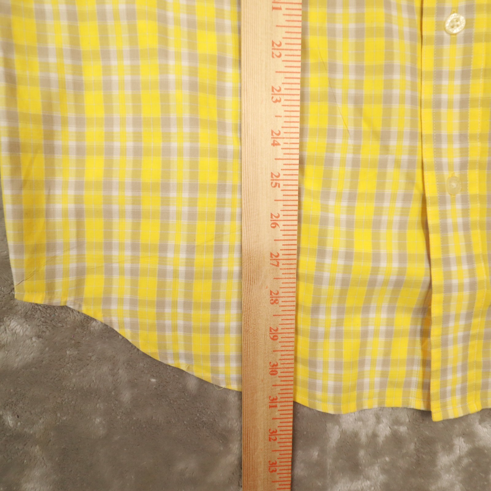 Chaps Ralph Lauren Vintage Easy Care Yellow Plaid Ss Button Up Shirt size Medium thumbnail 6