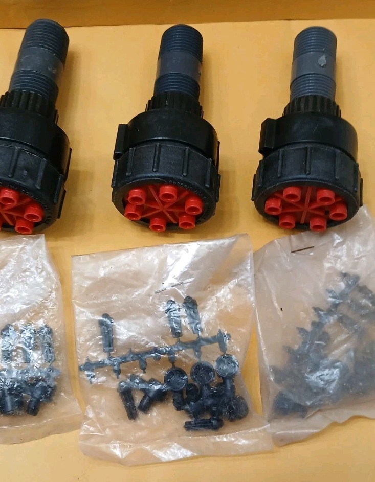 Drip Emitter 3 Pack 2.0 GPH 1/2" FIPT Inlet Red Cap 15 PSI