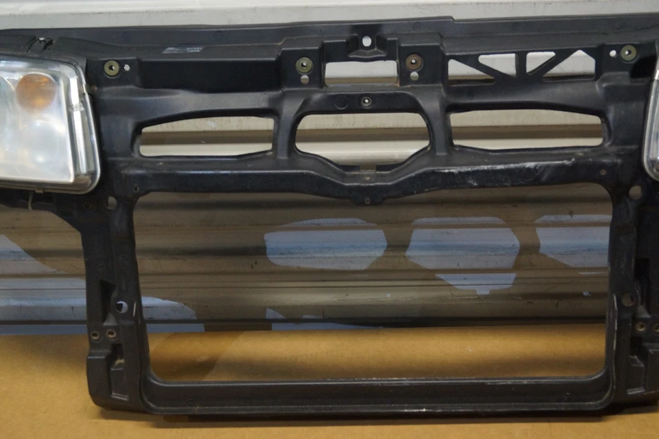 00 01 02 03 04 2005 VOLKSWAGEN JETTA GTI 1999 SOPORTE RADIADOR CON FARO OEM Foto 2 de 4