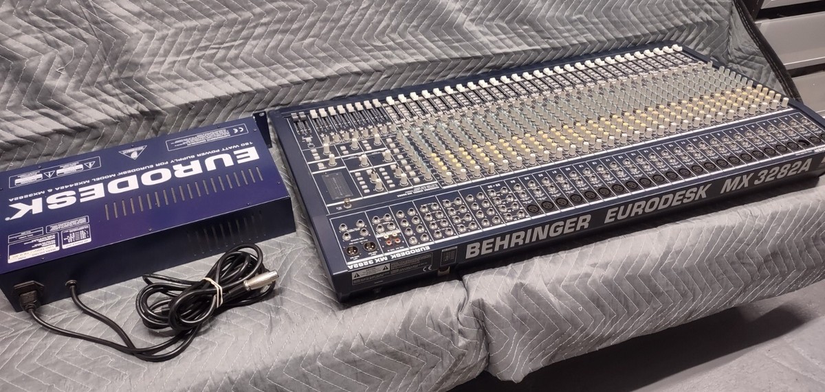 Behringer Eurodesk MX3282A 32-Channel 8-Bus Mixer Console w Behringer Eurodesk MX3282A 32-Channel 8-Bus Mixer Console w