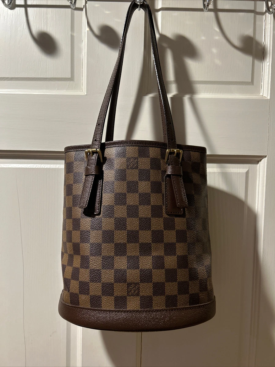 Bucket Pm *no Sticky Lining* Shoulder Bag - ENVY LV