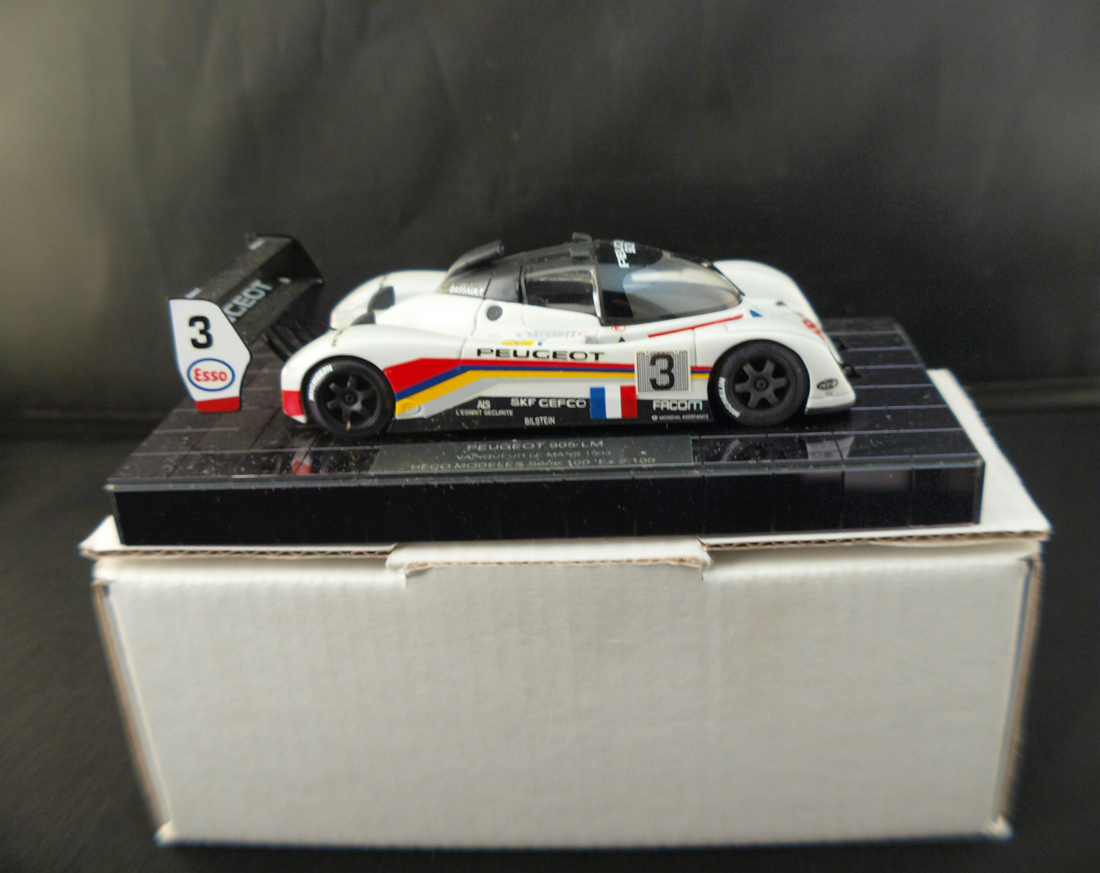 Spark Model 43LM93 Peugeot 905B #3 'Bouchut - Brabham - Helary' 1st pl Le Mans 1