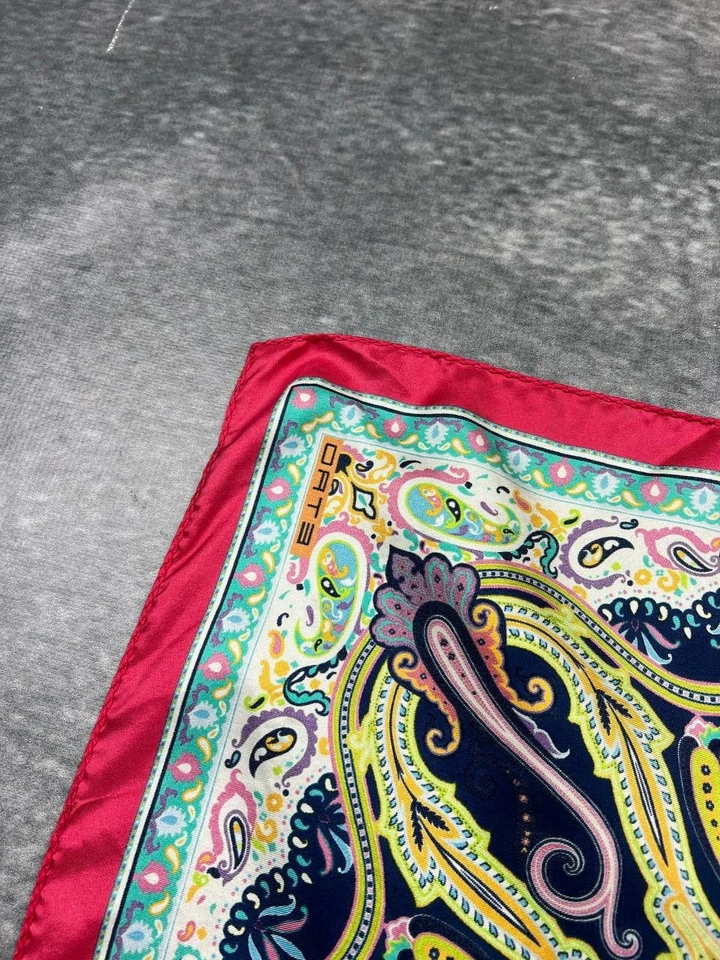 pañuelo de seda etro Foto 3 de 4