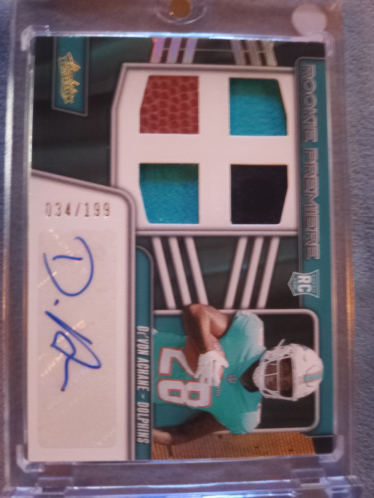 De'Von Achane Panini Absolute Rookie Premiere Materials Autographs Quad #RPMADA Base