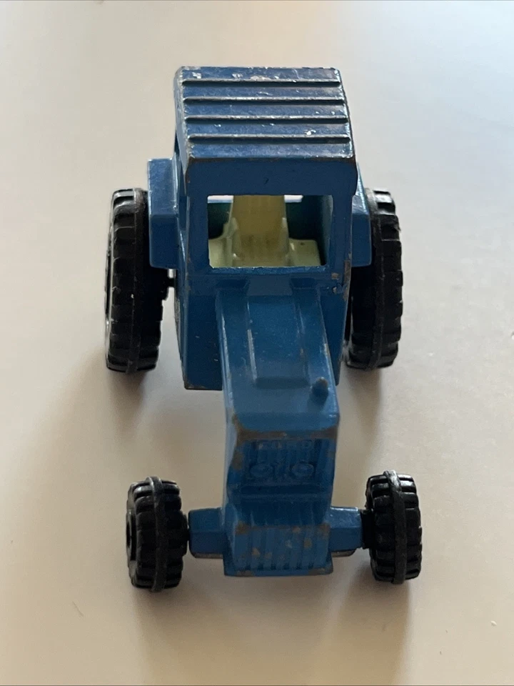 VINTAGE MatchBox Superfast No. 46 Ford Tractor England 1978 Lesney Products - Image 4 of 4