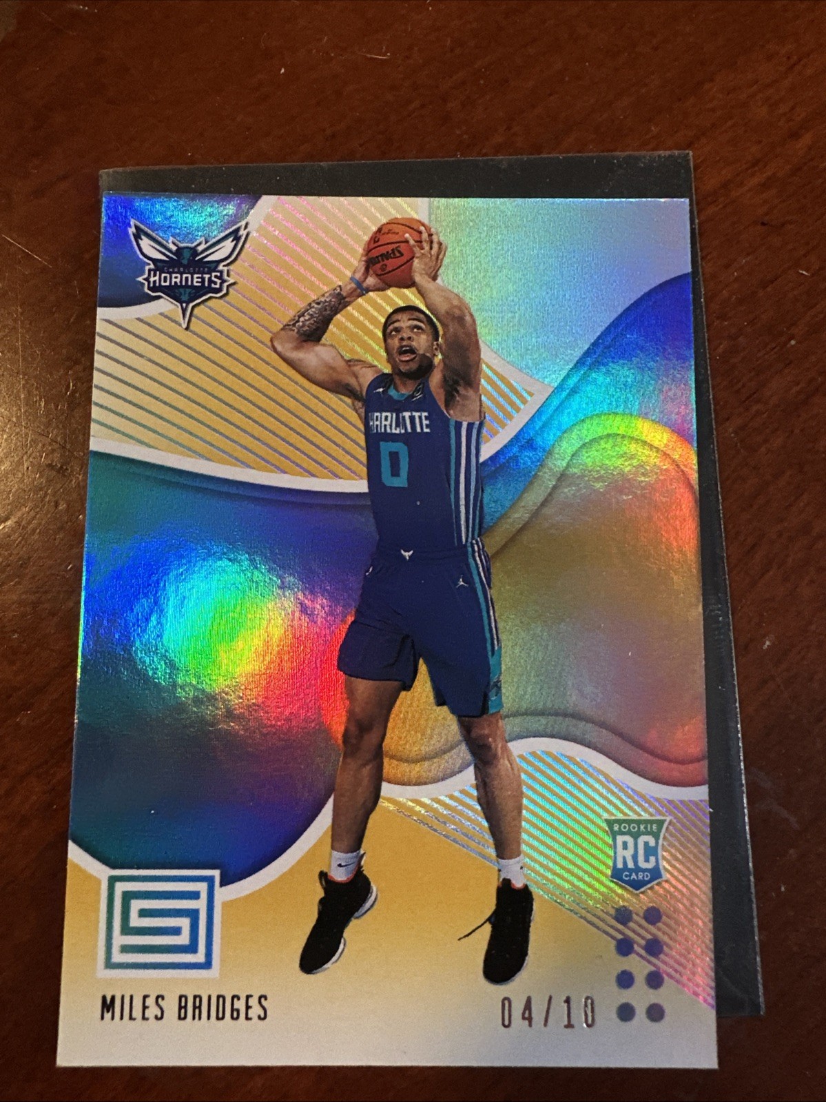 2018-19 Panini Status - Rookies 2 Miles Bridges #166 Gold /10 (RC)
