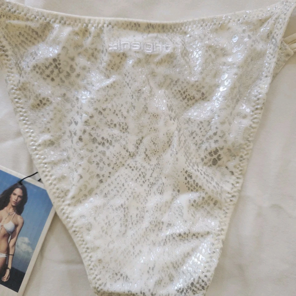 INSIGHT 51 ESPALDA CALZONCILLO AJUSTADO MARFIL PARTE INFERIOR SERPIENTE BRILLANTE NUEVO CON ETIQUETAS LG 8 TRAJE DE BAÑO TRAJE DE BAÑO Foto 3 de 3