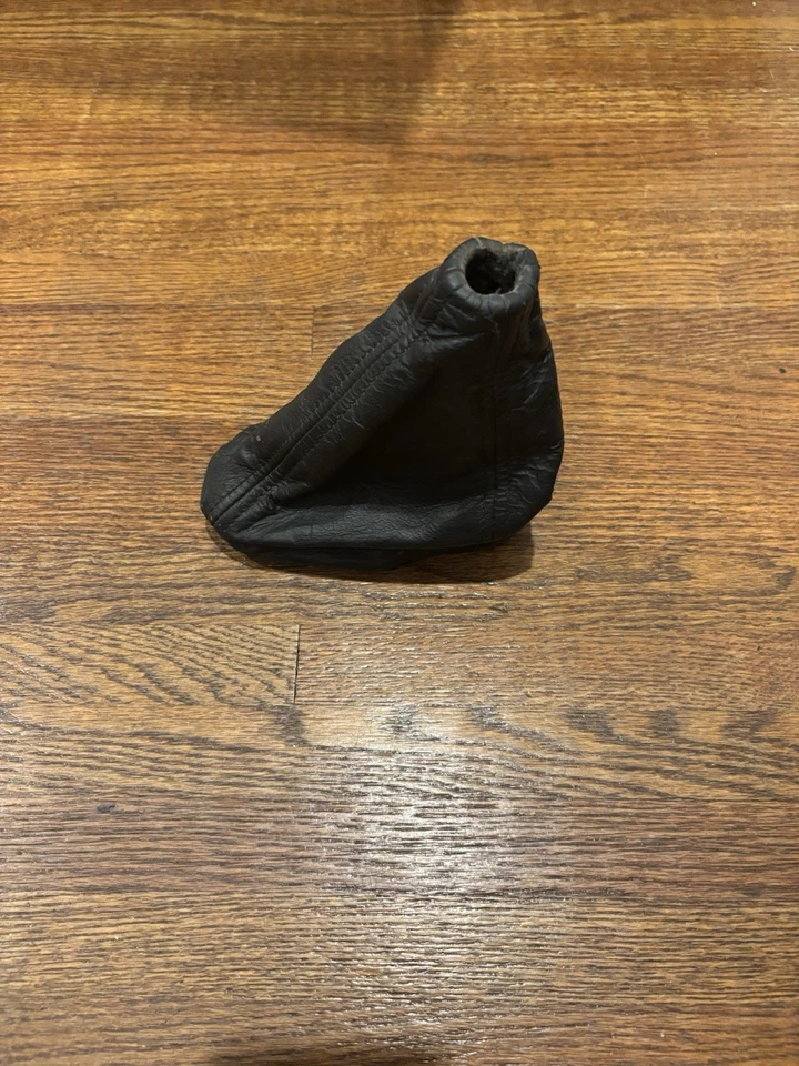 2002 2003 Ford Ranger FX4 Level 2 Transfer Case Shifter Boot - Image 2 of 4