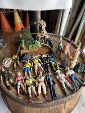 Vintage JURASSIC PARK Lot of 12 Figures and 5...